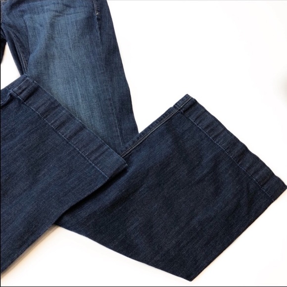 White House Black Market Blanc Trouser Leg Denim - Picture 3 of 8